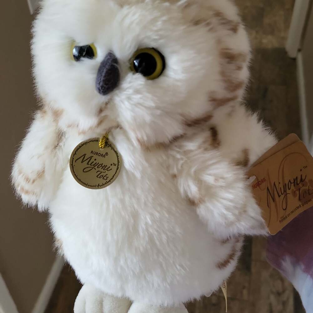 Aurora Miyoni Tots Realistic Snowy Owlet Plush Stuffed Animal